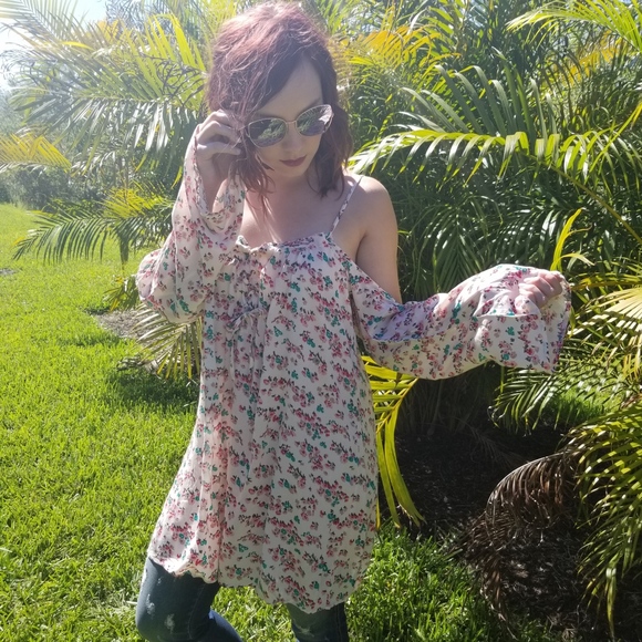 Pink Floral Cold Shoulder Dress - Picture 4 of 6